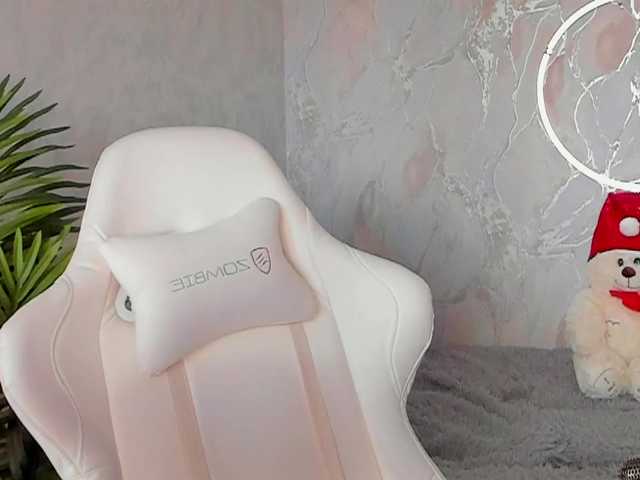 babyisperfect's BongaCams show and profile