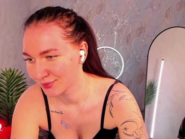 babyisperfect's BongaCams show and profile