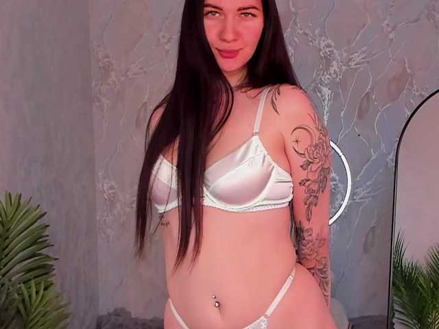 babyisperfect's BongaCams show and profile