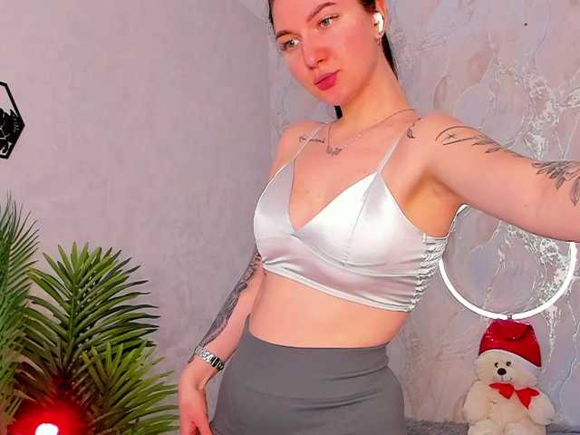 babyisperfect's BongaCams show and profile