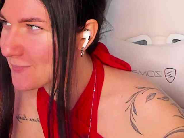 babyisperfect Live Webcam on BongaCams