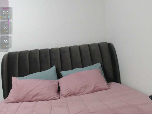 Ladiimia's BongaCams show and profile