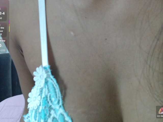 Ladiimia's BongaCams show and profile