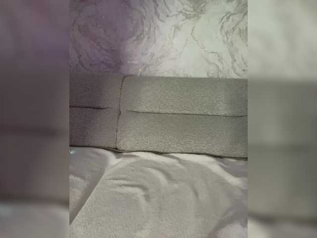 LolaFox's BongaCams show and profile