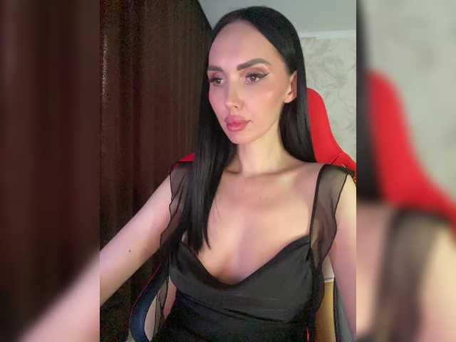 LolaFox's BongaCams show and profile