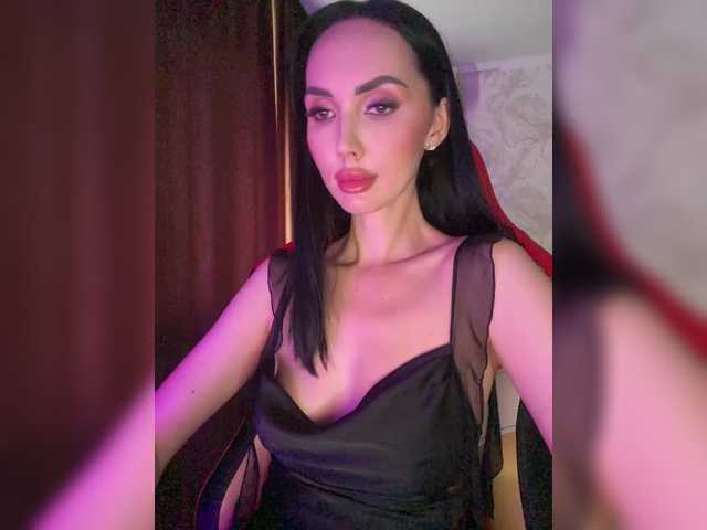 LolaFox's BongaCams show and profile