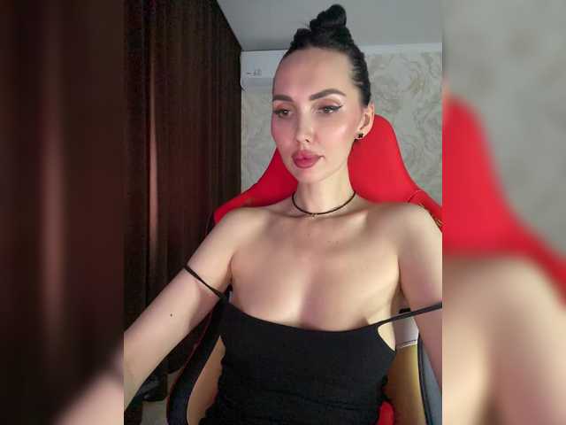 LolaFox's BongaCams show and profile