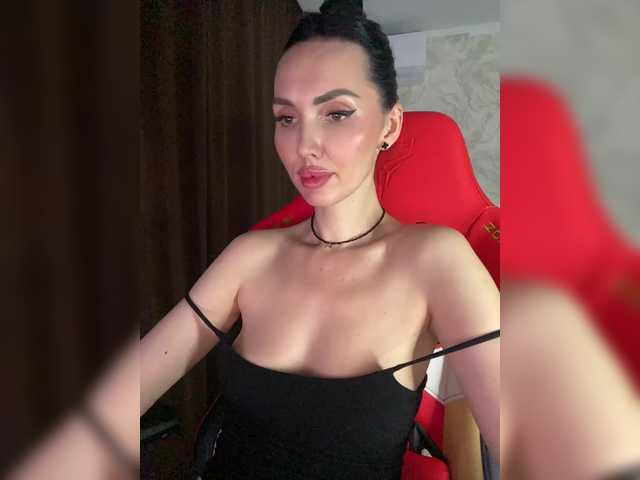 LolaFox's BongaCams show and profile