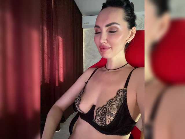 LolaFox's BongaCams show and profile