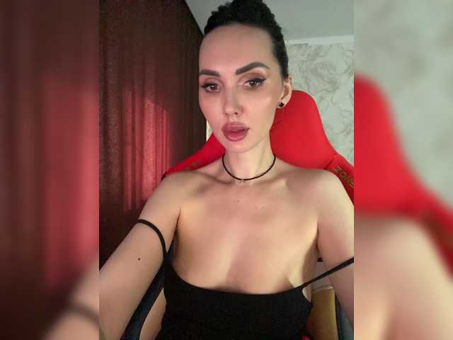 LolaFox's BongaCams show and profile