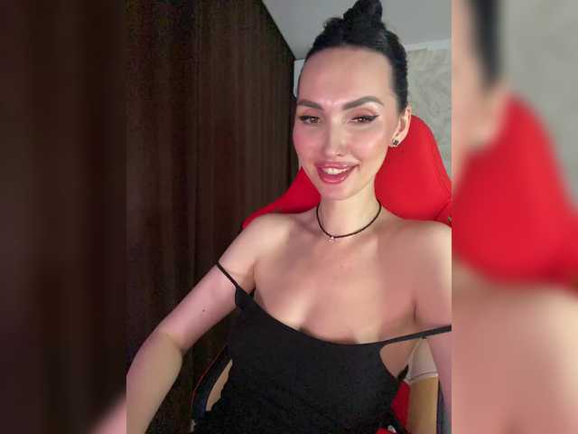 LolaFox's BongaCams show and profile