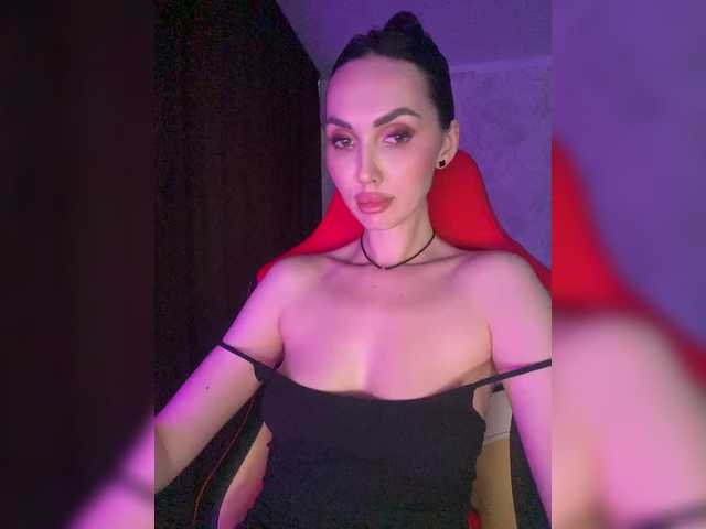 LolaFox's BongaCams show and profile