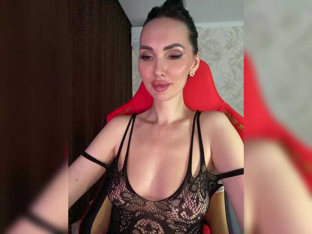 эросцена LolaFox