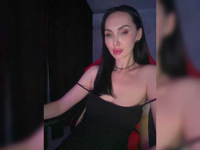 LolaFox's BongaCams show and profile