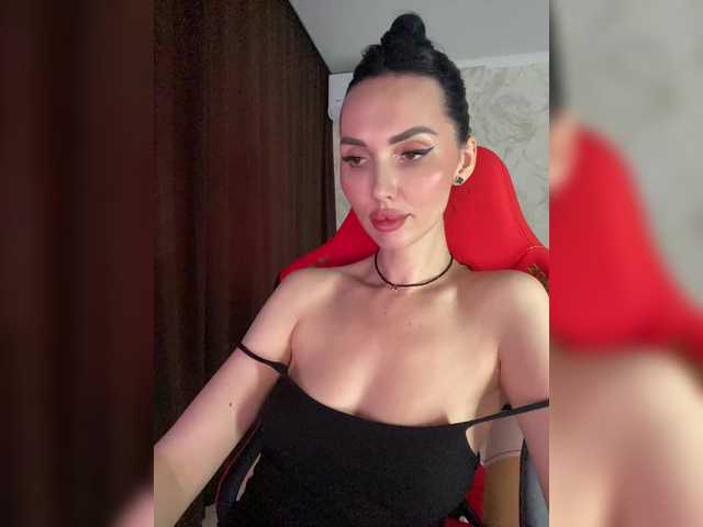 LolaFox's BongaCams show and profile