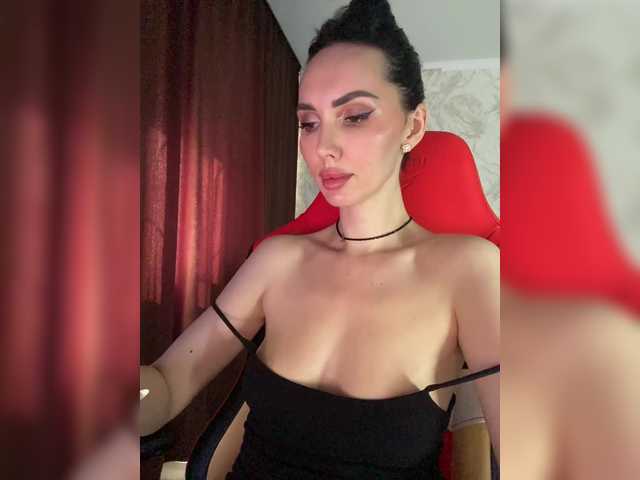 LolaFox's BongaCams show and profile
