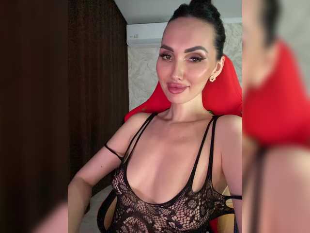 LolaFox's BongaCams show and profile