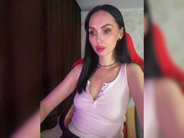 LolaFox's BongaCams show and profile