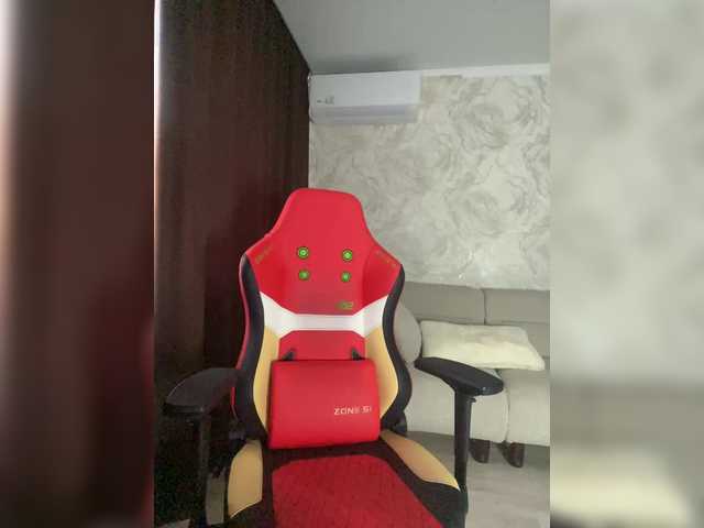 LolaFox's BongaCams show and profile