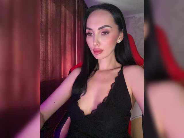 LolaFox's BongaCams show and profile