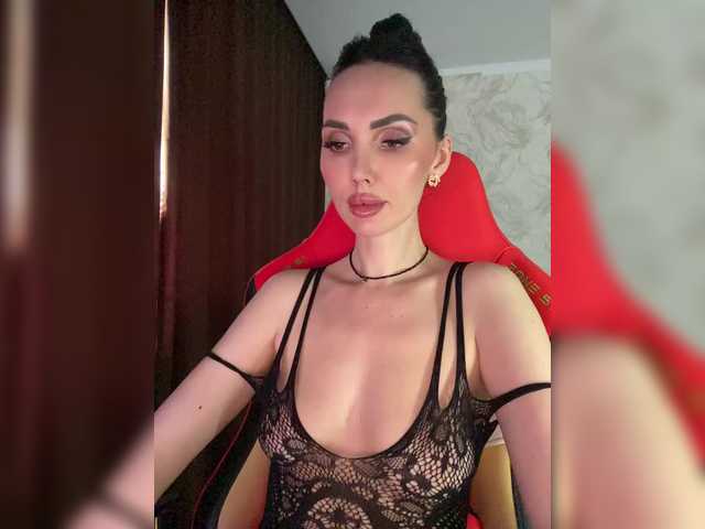 LolaFox's BongaCams show and profile