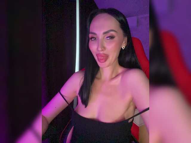 LolaFox from BongaCams