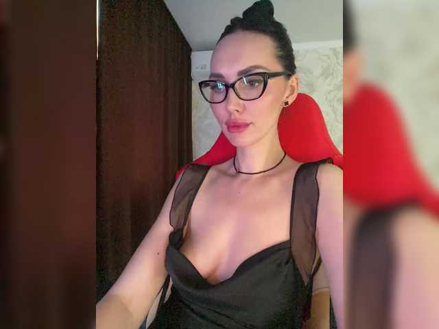 LolaFox's BongaCams show and profile