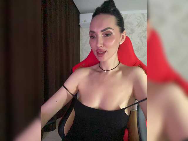 LolaFox's BongaCams show and profile