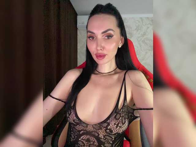 LolaFox's BongaCams show and profile