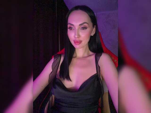 LolaFox's BongaCams show and profile
