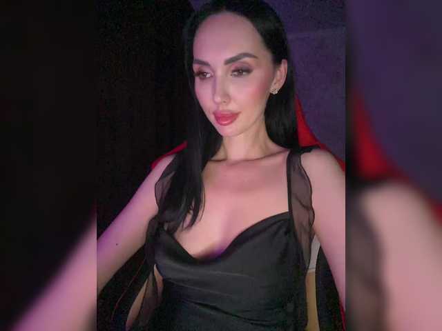 LolaFox's BongaCams show and profile