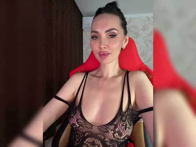 LolaFox's BongaCams show and profile