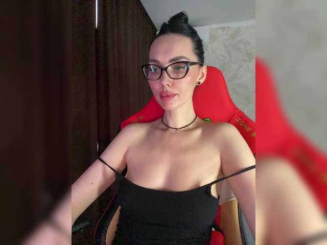LolaFox's BongaCams show and profile