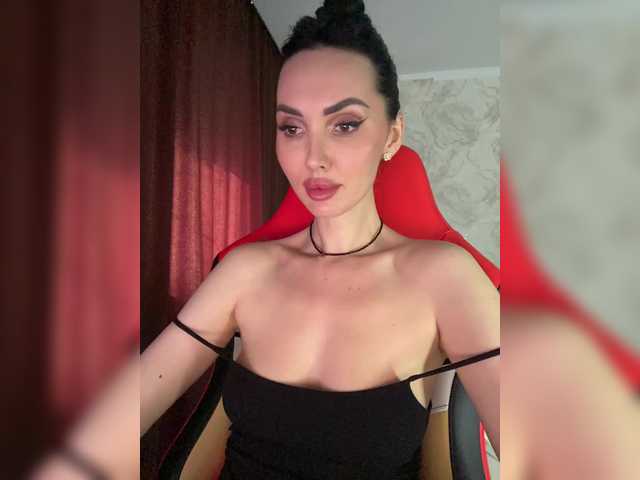 LolaFox's BongaCams show and profile