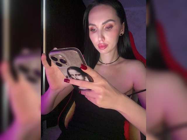 AnnaBlackFlame preview