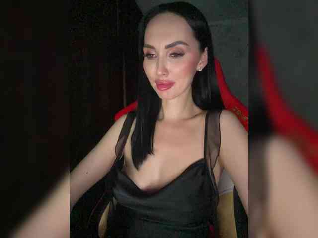 AnnaBlackFlame webcam