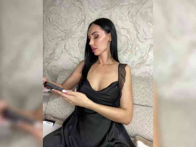 free live chat LolaFox