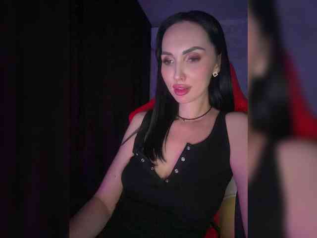 AnnaBlackFlame webcam