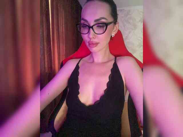 AnnaBlackFlame webcam