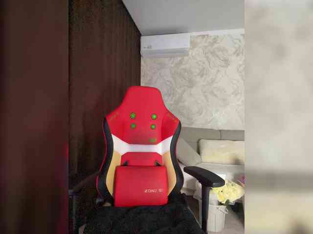 Anna-Dzhiganovna webcam