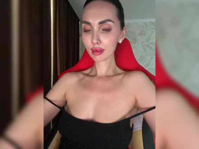 AnnaBlackFlame webcam