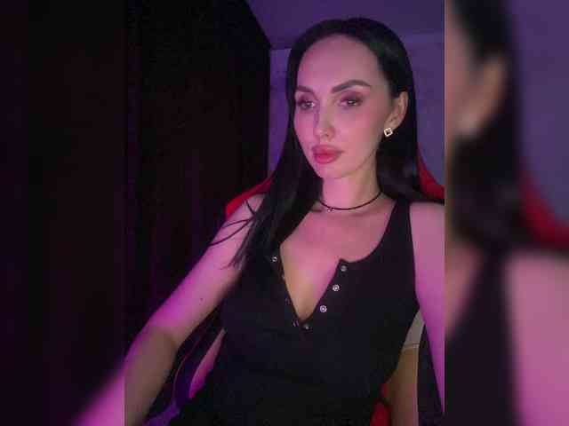 AnnaBlackFlame webcam