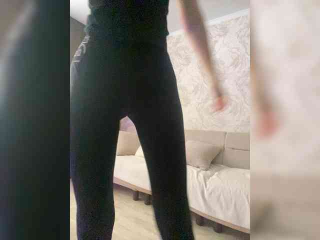 AnnaBlackFlame webcam