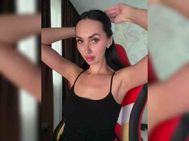 AnnaBlackFlame webcam