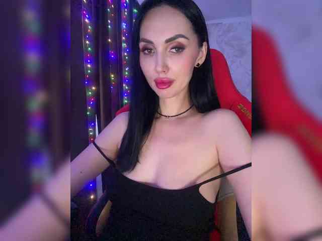 AnnaBlackFlame webcam