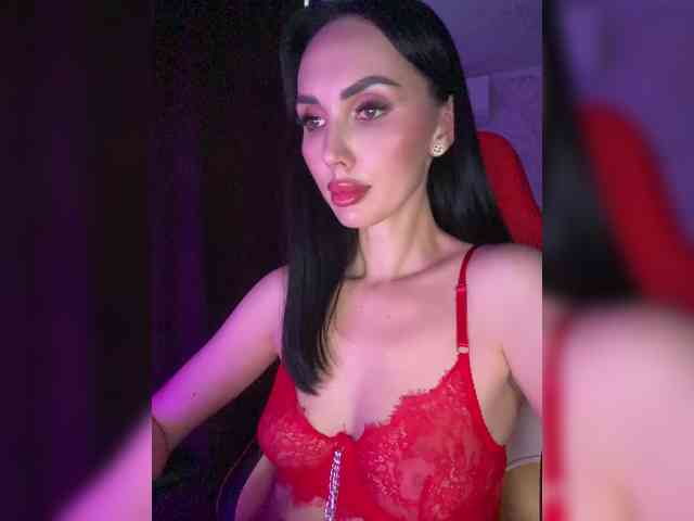 AnnaBlackFlame webcam