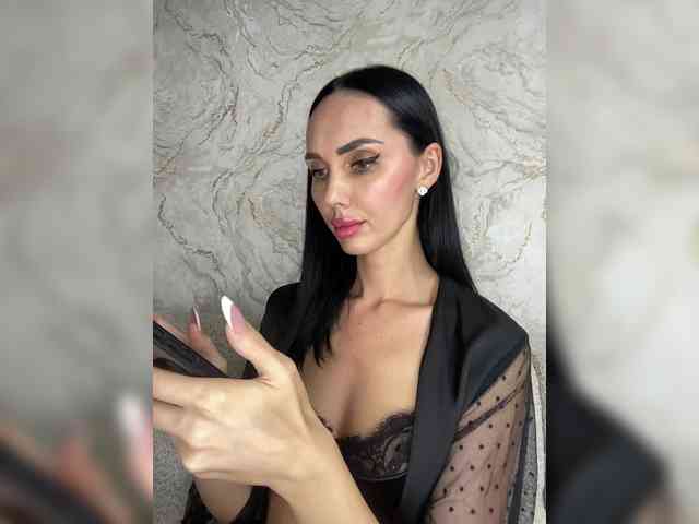 AnnaBlackFlame webcam