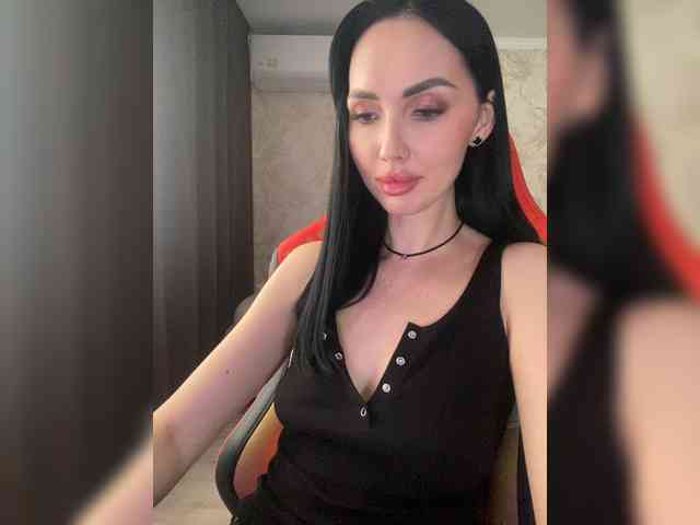 AnnaBlackFlame webcam