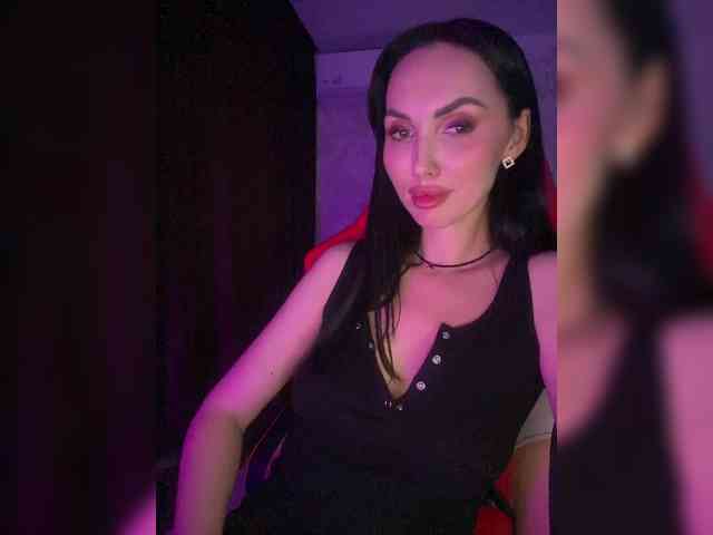 AnnaBlackFlame webcam