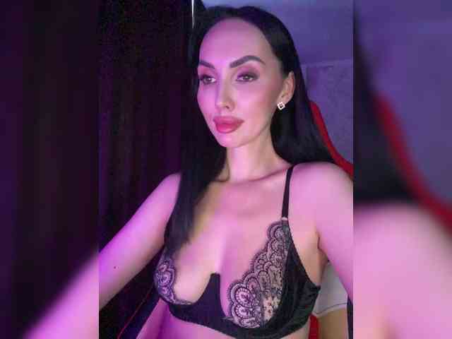 AnnaBlackFlame webcam